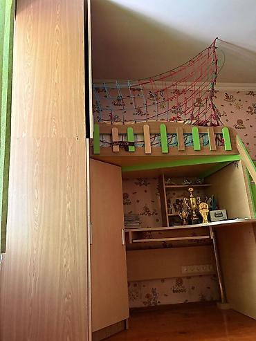 loft yataq desti: Uşaq otağı üçün modullu ikiqat çarpayı-garnitur - Üst mərtəbədə — 2