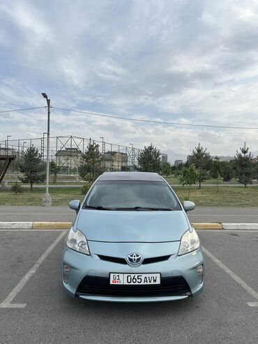 авто с последующим выкупом фит: Toyota Prius: 2012 г., 1.8 л, Вариатор, Гибрид, Хэтчбэк