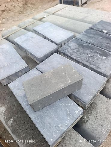 Тротуарные бордюры: Бордюрный камень и тротуарная плитка ; ;; Ассортимент: - Дорожные и — 11