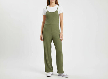 złote sandały płaskie eobuwie: Bershka, Women`s overall, size M