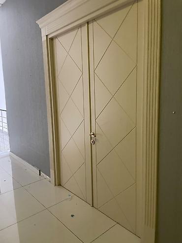 İkiyarıqlı interyer qapısı - Material: MDF üzərində boyalı səth -