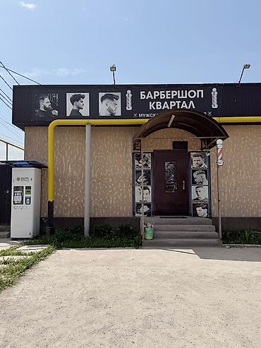 Продажа зданий: Г. Бишкек. Продаётся дом 250 кв. м (цокольный этаж и 1 этаж), есть — 30