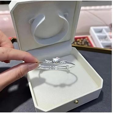 Setovi nakita: Narukvice – elegantni modeli za svaku priliku - Materijal: srebro — 9