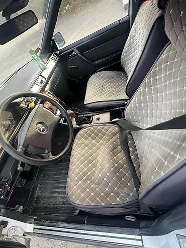 Продажа авто: Mercedes-Benz W124: 1988 г., 2 л, Механика, Бензин, Универсал — 5