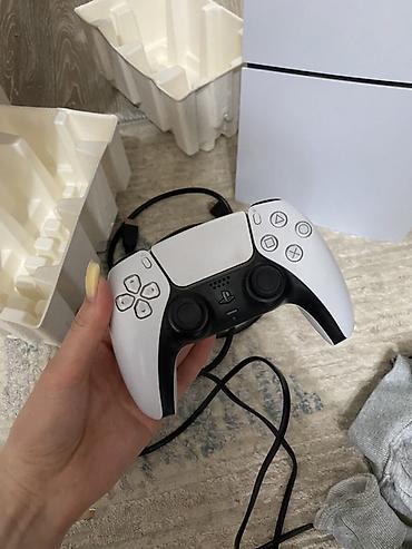 PS5 (Sony PlayStation 5): PlayStation 5 (версия с дисководом) — игровая консоль нового поколения — 3