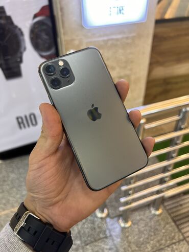 айфоны в рассрочку: IPhone 11 Pro, Б/у, 256 ГБ, Графит, Чехол, 75 %