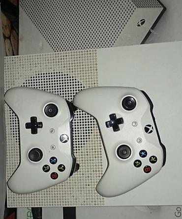 xbox satış: Xbox One S (ağ rəng) oyun konsolu 500gb - Model: Xbox One S Konsol — 4