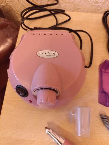 Manikür, pedikür aparatları: Peşəkar manikür seti – frez aparatı və aksesuarlar. TƏZƏDİR. 40 avroya — 5