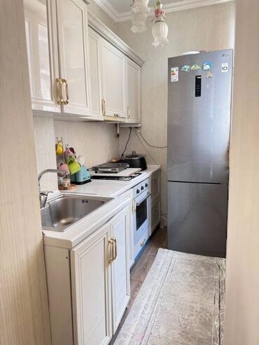 снять квартиру без риэлтора: 2 комнаты, 49 м², Индивидуалка, 3 этаж, Евроремонт