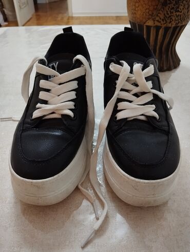 Women's Sneakers and athletic shoes: Ölçü: 36, rəng - Qara, Yeni — 1