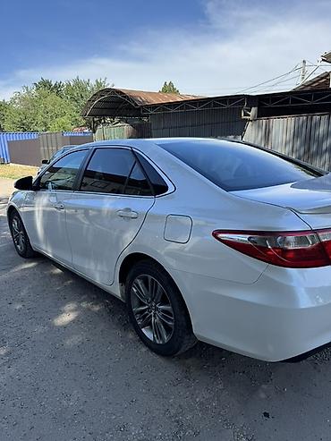 corolla 2016: Toyota Camry: 2016 г., 2.5 л, Бензин, Седан — 3