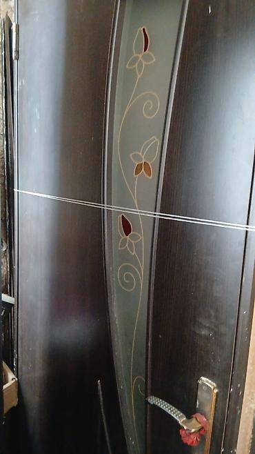 suse qab: İç qapı – dekorativ şüşəli, qara/kofe rəngli MDF-laminalı - Material — 1
