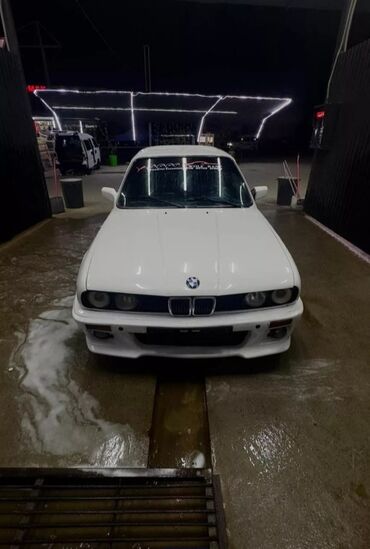 баткен машина: BMW 3 series GT: 1.8 л, Механика, Бензин, Купе