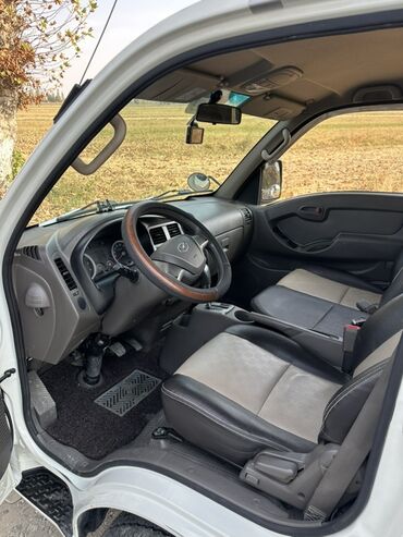 Легкий грузовой транспорт: Легкий грузовик, Hyundai, Стандарт — 10