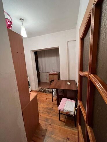 Köhnə tikili: Hovsan qesebesinde 9/9 3 otaqli bina evi satilir qiymet 110000 azn — 20