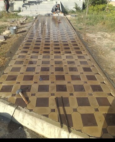 Digər tikinti daşları: Trotuar (daş döşəmə) plitələri – geniş çeşid Məhsul: - Açıq sahələr — 36