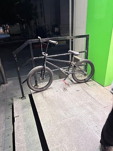 velosiped 28: BMX velosiped. Из проблем: Рама заварена,правый шатун немного — 1