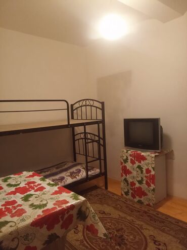 Kommersiya daşınmaz əmlakının satışı: Sahə: 36.7 m² Sənəd: Çıxarış (kupça), qeyri-yaşayış təyinatlı — 10