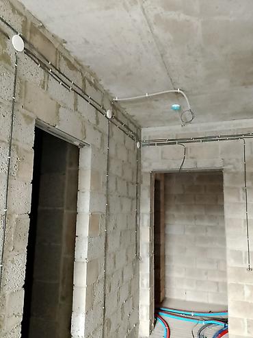пластик двери: Elektrik montajı xidməti - Yeni tikili və təmir olunan obyektlər üçün — 1