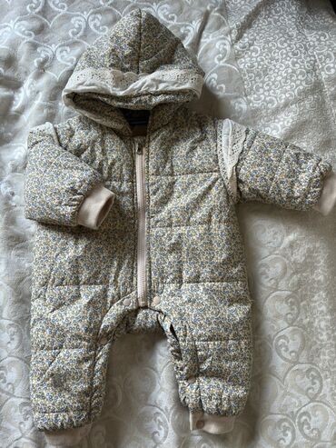 кокон для детей: Теплый детский комбинезон с капюшоном - Мягкий стеганый комбинезон