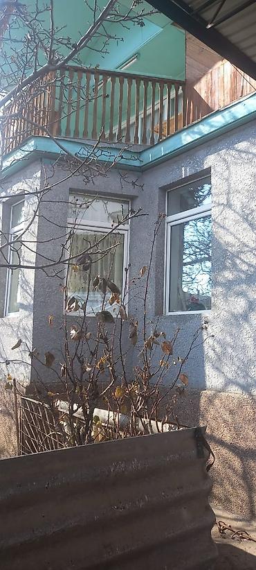 Продажа коттеджей и домов: Продаётся дом из 4 комн. дом утеплен,участок 12 соток.Есть мансарда — 1
