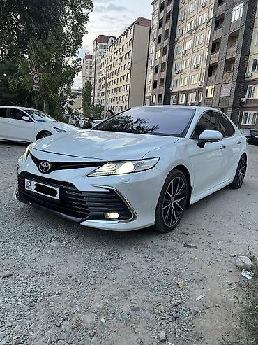 corolla 2018: Toyota Camry: 2018 г., 3.5 л, Автомат, Бензин, Седан — 2