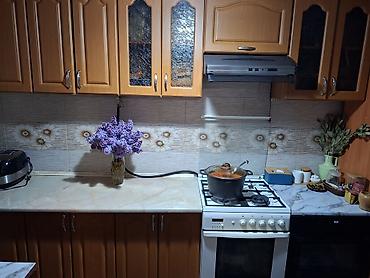 Продажа коттеджей и домов: 5 и более комнат, 175 м², 8 соток, Сокулук, Собственник — 15