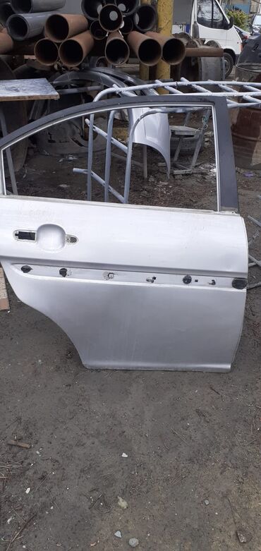 Avtomobil qapıları: Hyundai AKSENT 2008 il, Yaponiya — 10