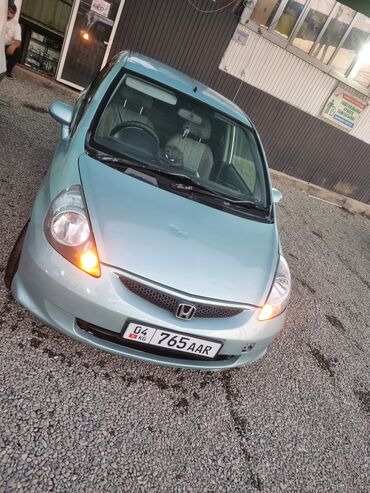шины бишкек дордой цены: Honda Fit: 2001 г., 1.3 л, Вариатор, Бензин, Универсал