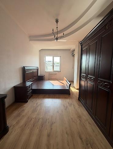Продажа квартир: 3 комнаты, 97 м², 4 этаж — 4