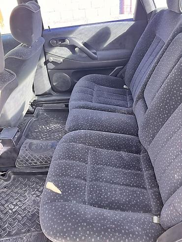 Volkswagen: Volkswagen Passat: 1995 г., 1.8 л, Механика, Бензин, Седан — 13