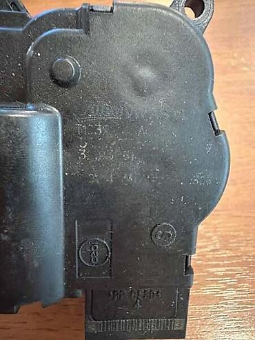 multimedia za audi a3: MOTOR KLAPNE ZA VOLKSWAGEN GOLF 7, PASSAT B8, TIGUAN . - 5Q0907511H — 2