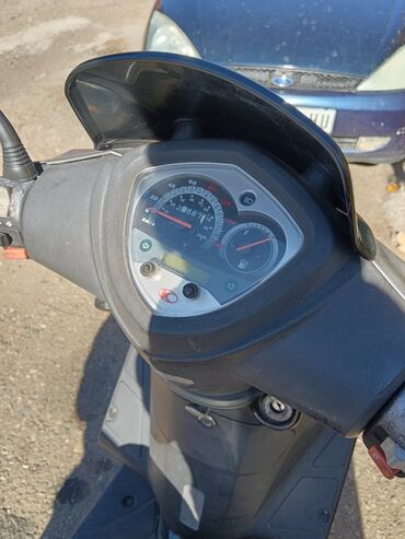 Ostali motocikli i skuteri: Kymco Agility 125 skuter - Zapremina: 125 ccm (serija Agility 125) - — 3