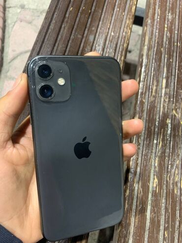 старые айфоны купить: IPhone 11, Б/у, 128 ГБ, Черный, Зарядное устройство, Чехол, 74 %