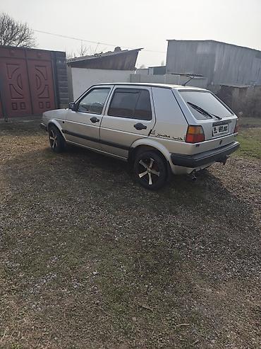 Volkswagen: Volkswagen Golf: 1988 г., 1.8 л, Ручные, Бензин, Седан — 9