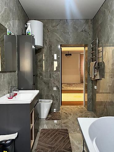 Продажа коттеджей и домов: Срочно продаю свой дом 4 комнаты, район Рухий-Мурас 2. Дом 150 — 14