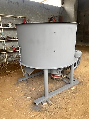 Yapışdırıcı tapançalar: Beton qarışdıran 1000L Bütün kateqoriyalar • Ev və bağ üçün • Təmir — 1