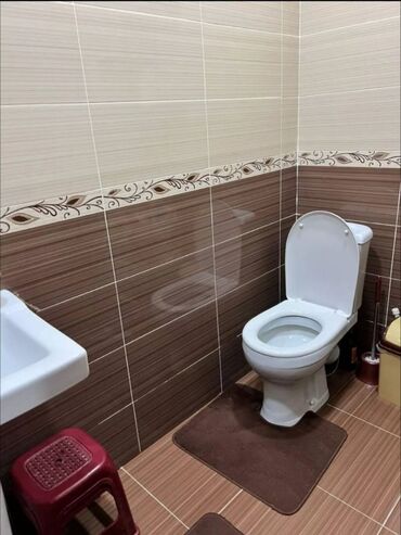 продаю пол дома бишкеке: Дом, 126 м², 4 комнаты, Агентство недвижимости, Евроремонт