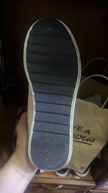 Kişi ayaqqabıları: USPA ağ rəngli hündürboğaz idman ayaqqabısı - Brend: USPA (altlıqda — 1