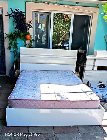 carpayı satılır: Taxt satilir 145azn.Olcu 150x2.Matras var baza yoxdu.Unvan — 1