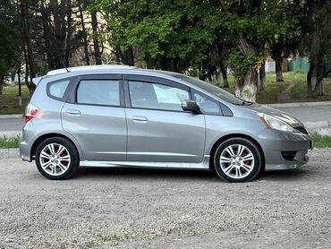 хонда фит россия: Honda Fit: 2009 г., 1.5 л, Автомат, Бензин, Хэтчбэк