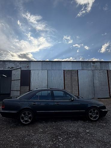 от w210: Mercedes-Benz E-Class: 2000 г., 3.2 л, Автомат, Газ, Седан — 3