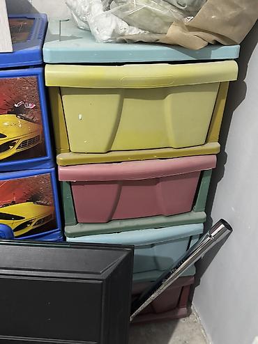 деская кресло: Продаю по 2000сом 1 шт — 1