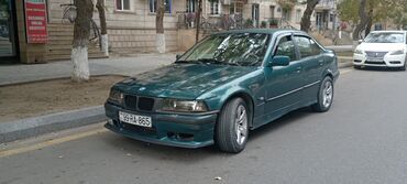bmw 318: BMW 318: 1.8 l | 1993 il Sedan
