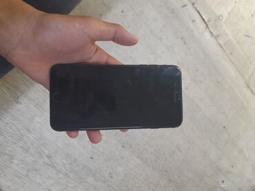 телефон 7: IPhone 7 Plus, Б/у, 128 ГБ, Черный, Чехол, 100 %