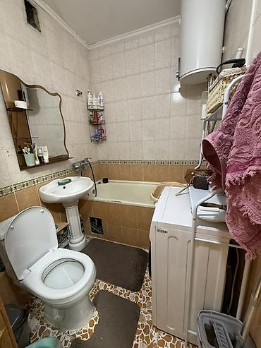 однушки 104 серия: 1 комната, 33 м², 105 серия, 4 этаж — 8