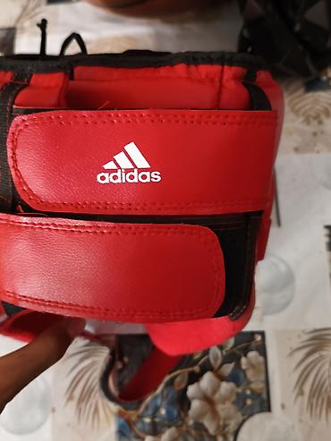 Боксерский шлем Adidas, красный. - Конструкция для защиты головы и