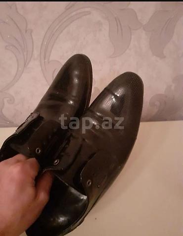 ayaqqabıları: Gencede satilir Kişi klassik lakli ayaqqabısı toydan toya geyinilib - — 2