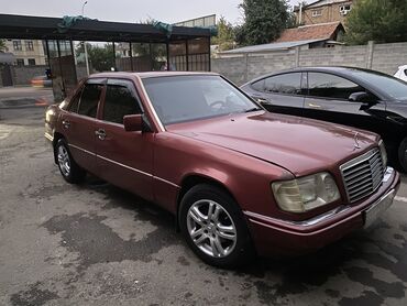 Mercedes-Benz: Mercedes-Benz W124: 1994 г., 2 л, Механика, Бензин, Седан