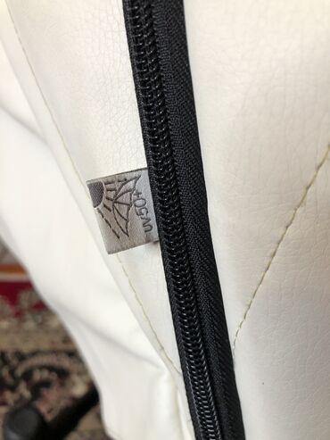 Gəzinti arabaları: Cemi 4 ay istifade olunub yeni kimidir. 2 lyulkadan ibaretdir . Cox — 5